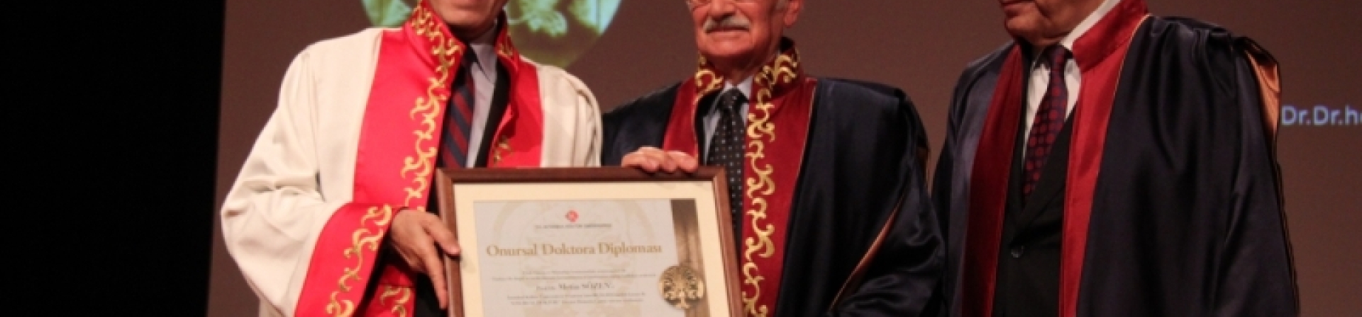 "Miras başkasına rica edilerek korunamaz"