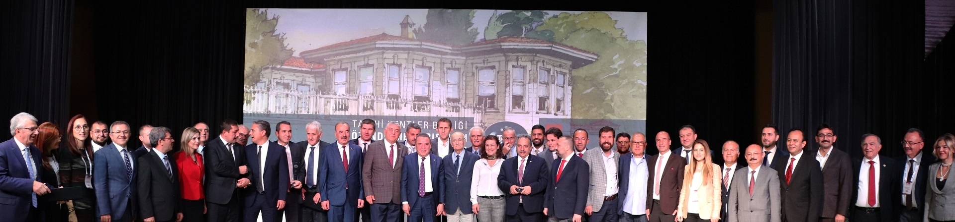 Özendirme Yarışması Ödülleri YAPEX Fuarında Verildi