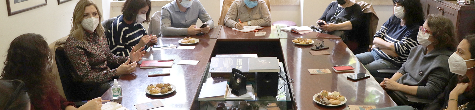 “Şehrin Karşı Yakası” Pera’da Kütüphaneler Ağı