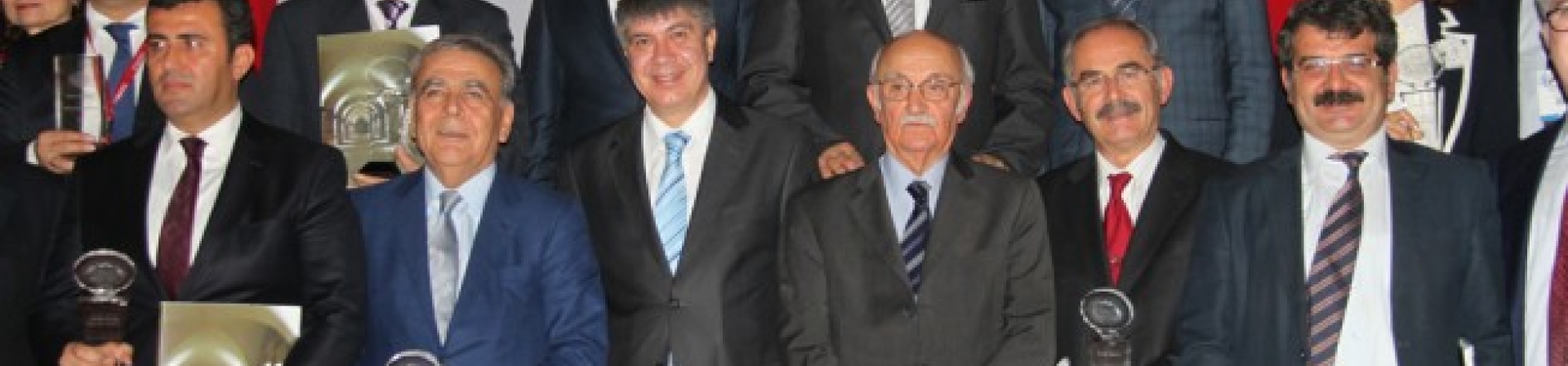 Özendirme Ödülleri YAPEX Restorasyon Fuarında verildi